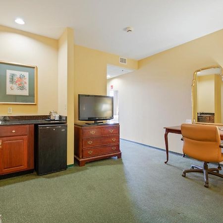 Oyo Hotel St Louis Downtown City Center Mo Сейнт Луис Екстериор снимка