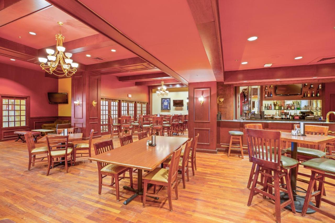 Oyo Hotel St Louis Downtown City Center Mo Сейнт Луис Екстериор снимка