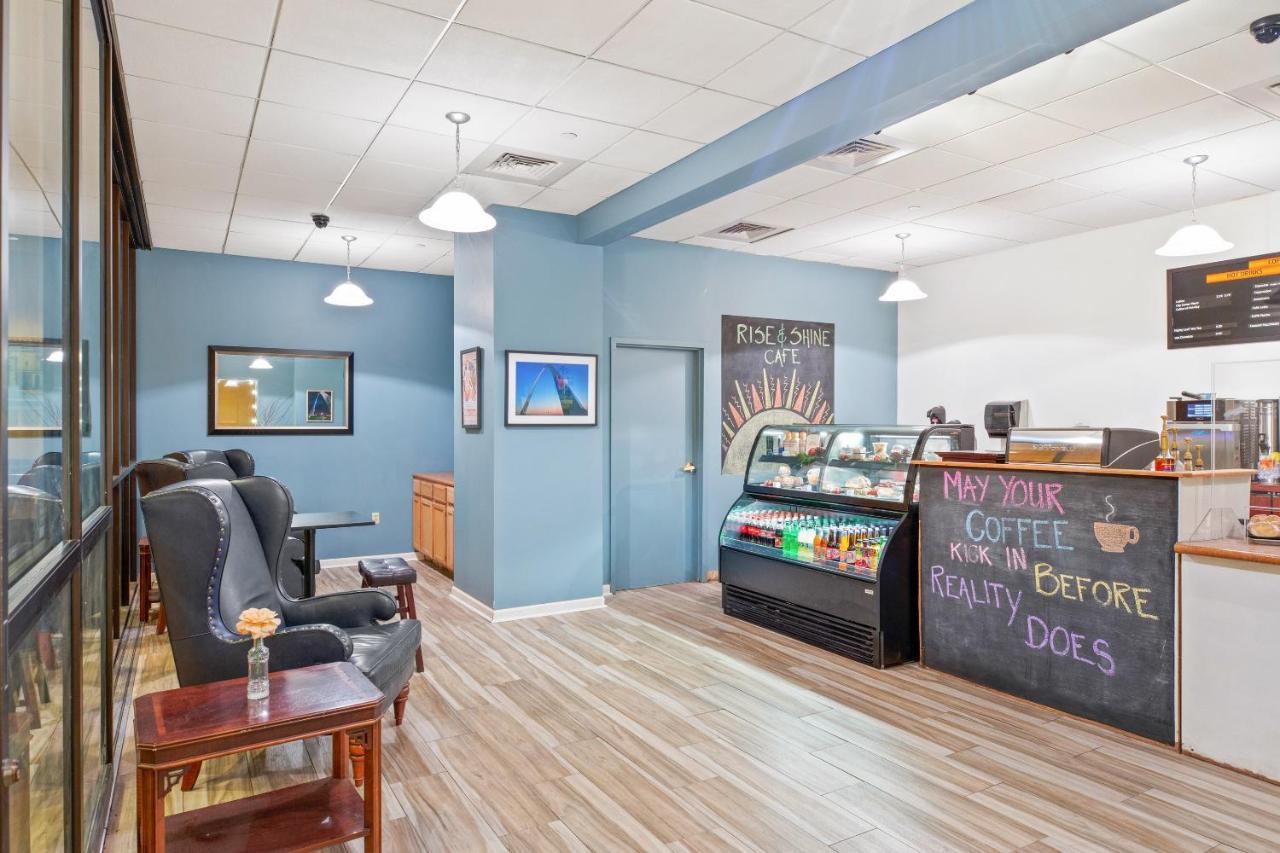 Oyo Hotel St Louis Downtown City Center Mo Сейнт Луис Екстериор снимка