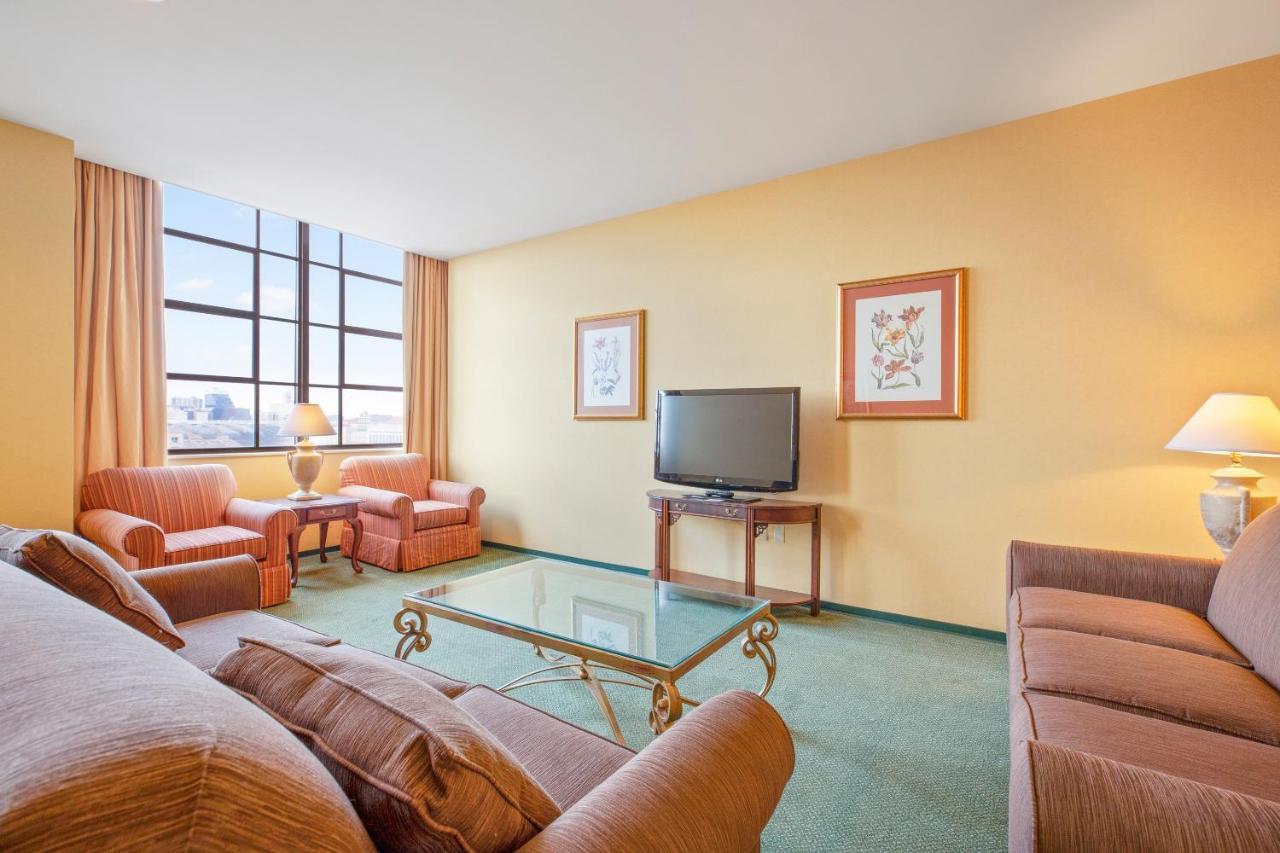 Oyo Hotel St Louis Downtown City Center Mo Сейнт Луис Екстериор снимка