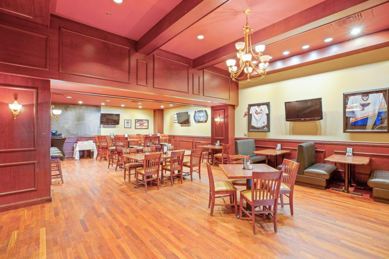 Oyo Hotel St Louis Downtown City Center Mo Сейнт Луис Екстериор снимка