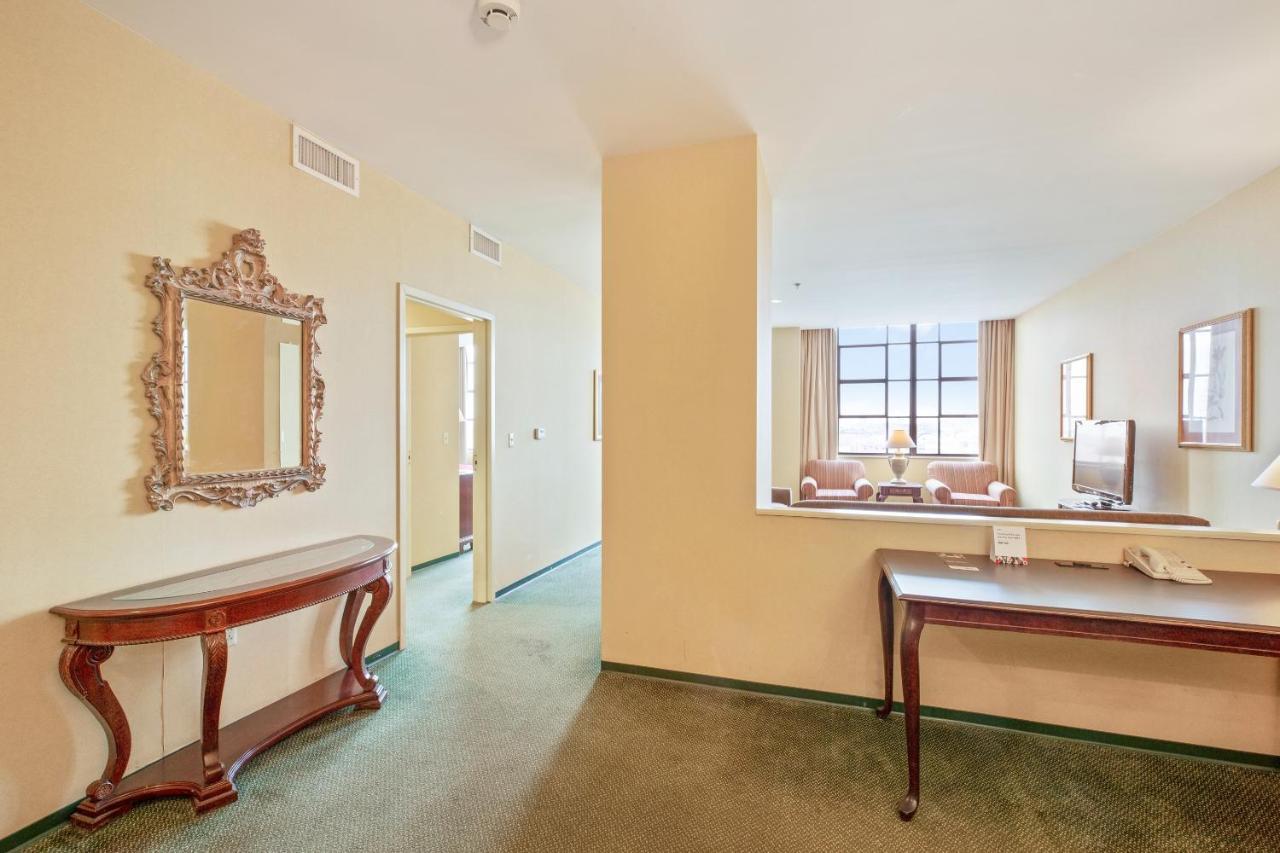 Oyo Hotel St Louis Downtown City Center Mo Сейнт Луис Екстериор снимка