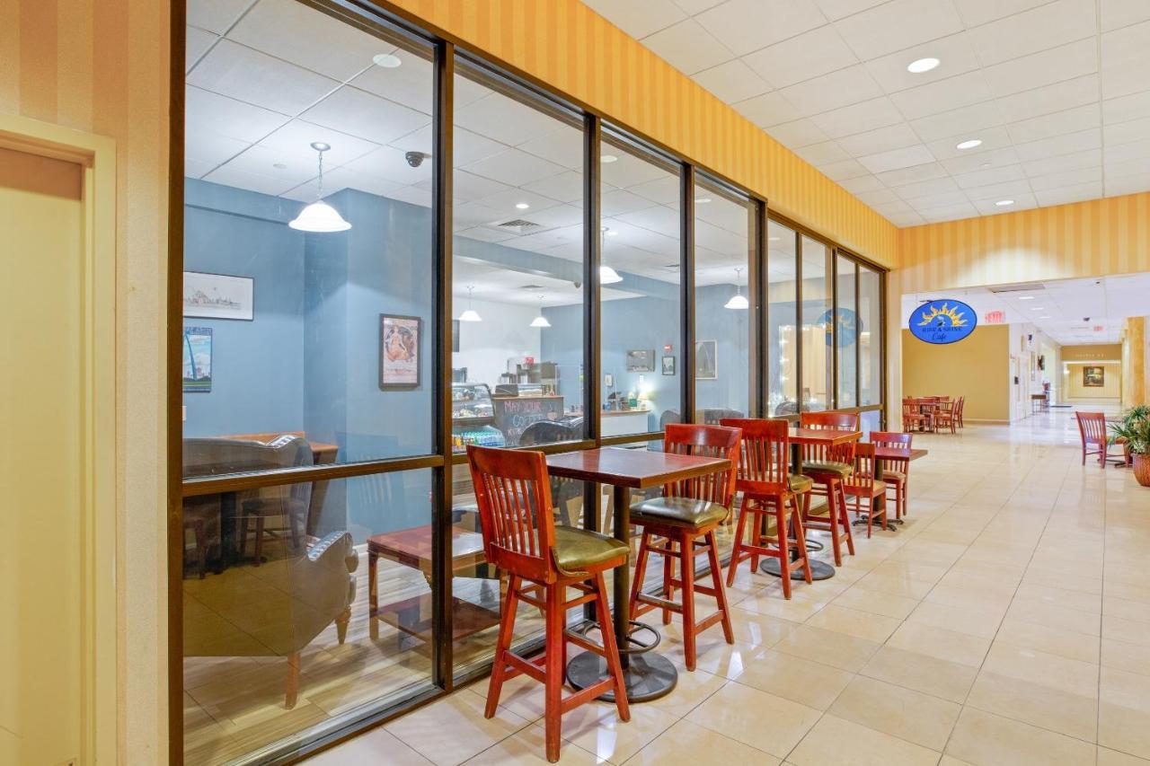 Oyo Hotel St Louis Downtown City Center Mo Сейнт Луис Екстериор снимка