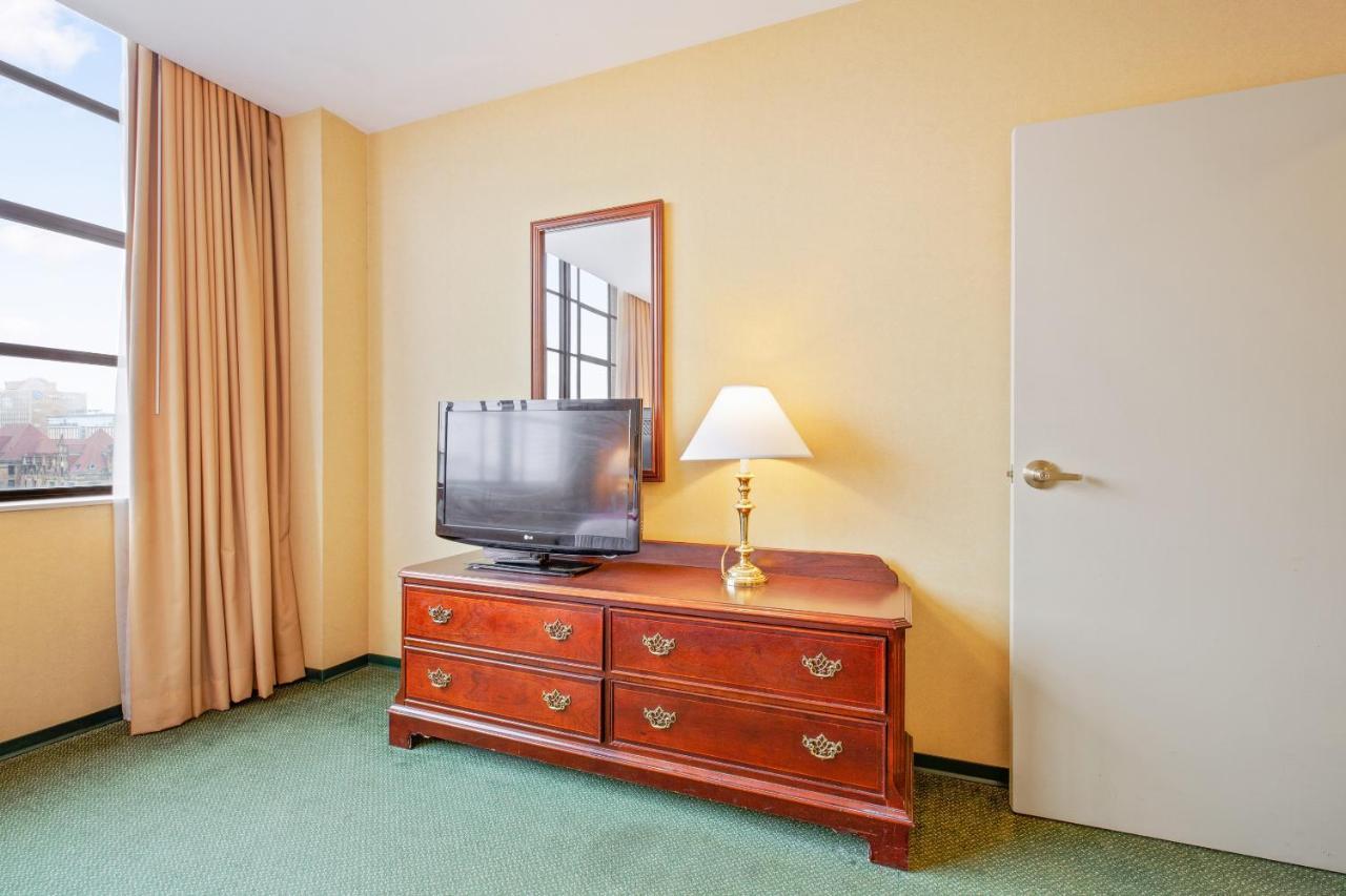 Oyo Hotel St Louis Downtown City Center Mo Сейнт Луис Екстериор снимка
