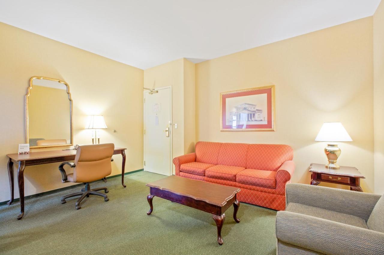 Oyo Hotel St Louis Downtown City Center Mo Сейнт Луис Екстериор снимка